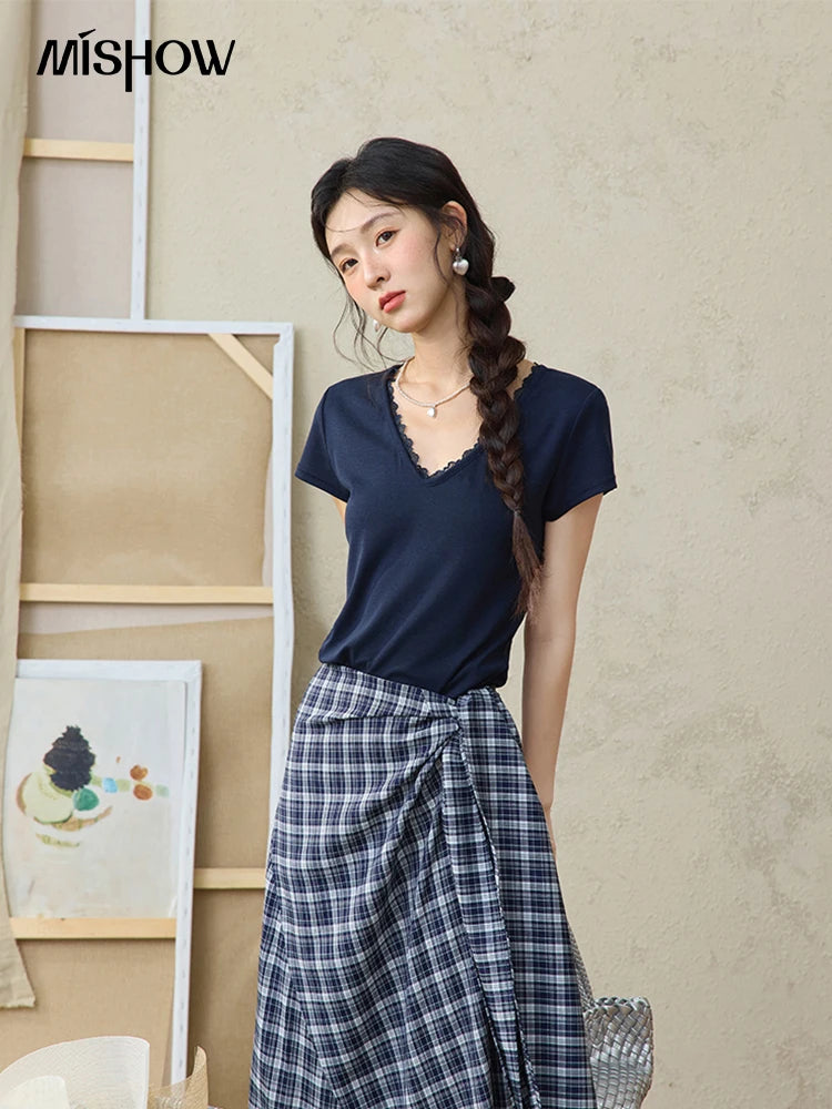 MISHOW Women's Short Sleeve T-shirt 2025 Summer Office Lady Fashion V-neck Spliced Lace Casual Tee Female Clothing MXE36T0644