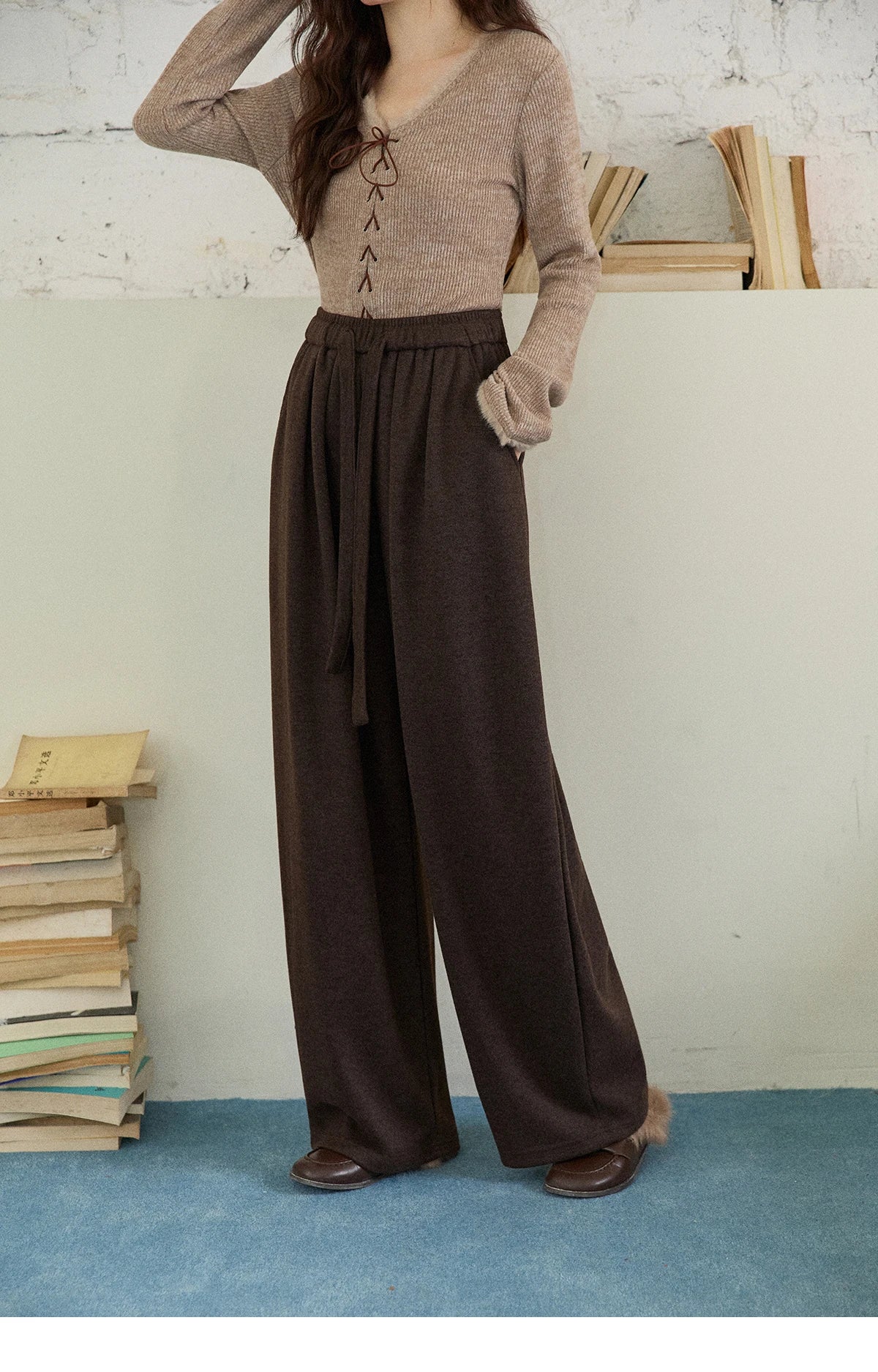 MISHOW Brown Wide-leg Pants for Women2025 Winter Thickened Warm Drawstring Waistband Retro Casual Trousers Woman MXE87K1126