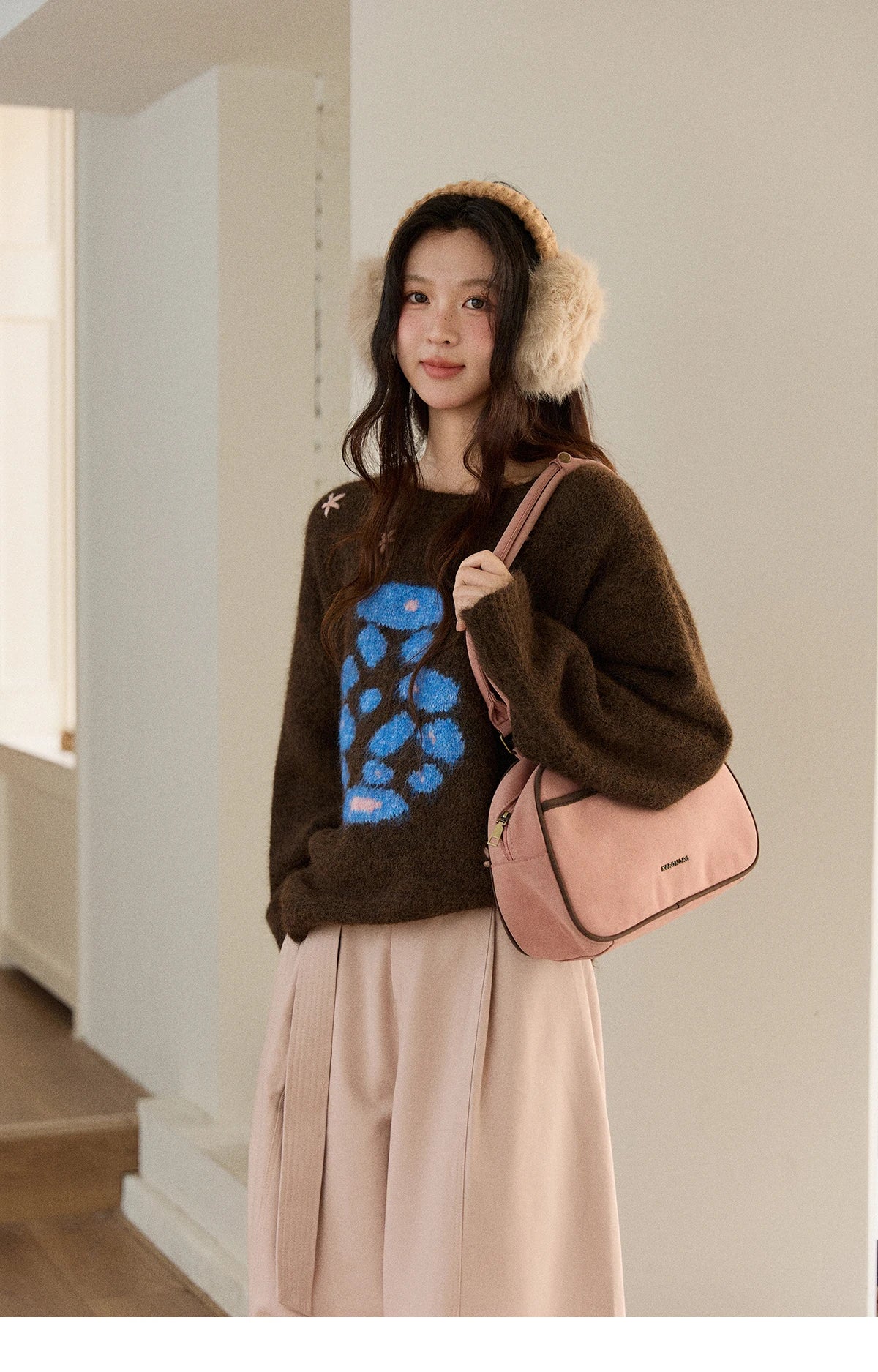 MISHOW Women's Lucky Bottle Jacquard Wool Warm Sweater 2025 Winter 3D Floral Color Block Retro Thickened Knitwear MXE91Z2840