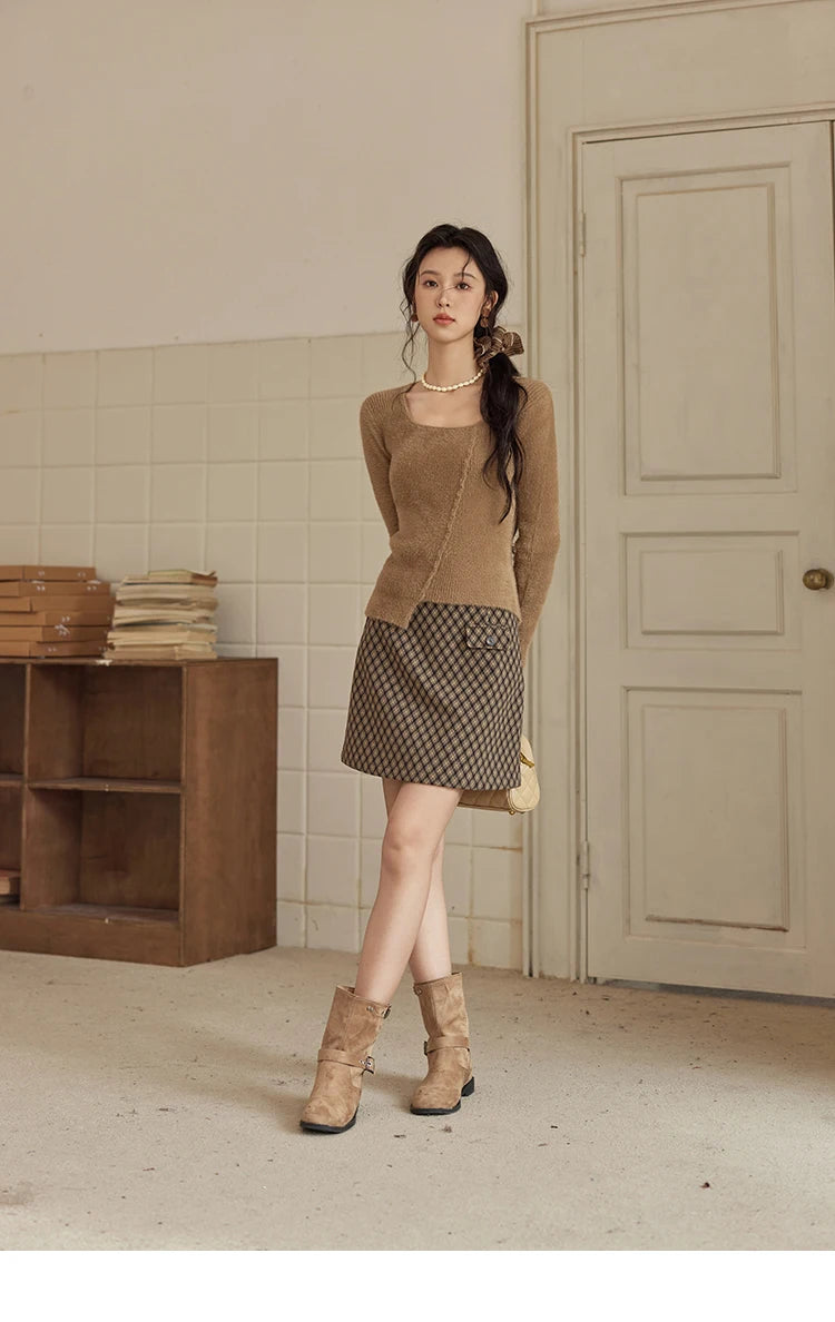 MISHOW Lamb Wool Short Jacket Women Ox Horn Button 2024 Fall Winter New Fashion Warm Loose Splicing Suede Top MXD36W0504