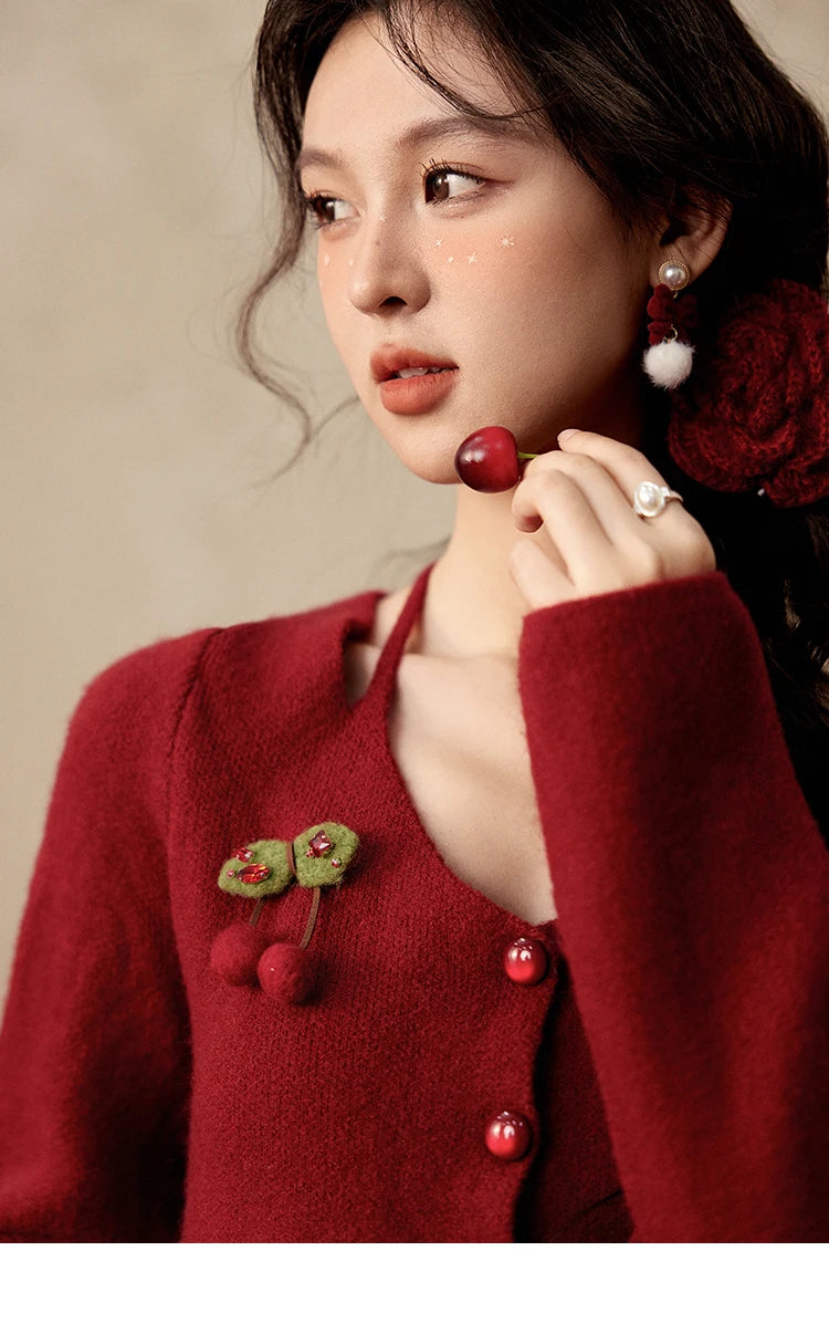 MISHOW Red Knitted Short Cardigan Women Autumn Winter New Cherry Ornaments Sweet Slim Fit V-neck Long Sleeve Tops MXD112Z1006
