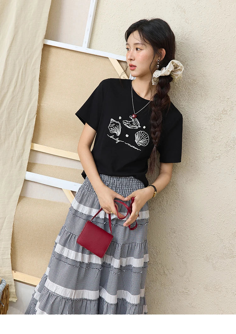 MISHOW Women's Shell Embroidered T-shirt 2025 Summer Short Sleeve Cotton Blend Tops Loose Slim Round Neck Casual Tees MXE34T0570