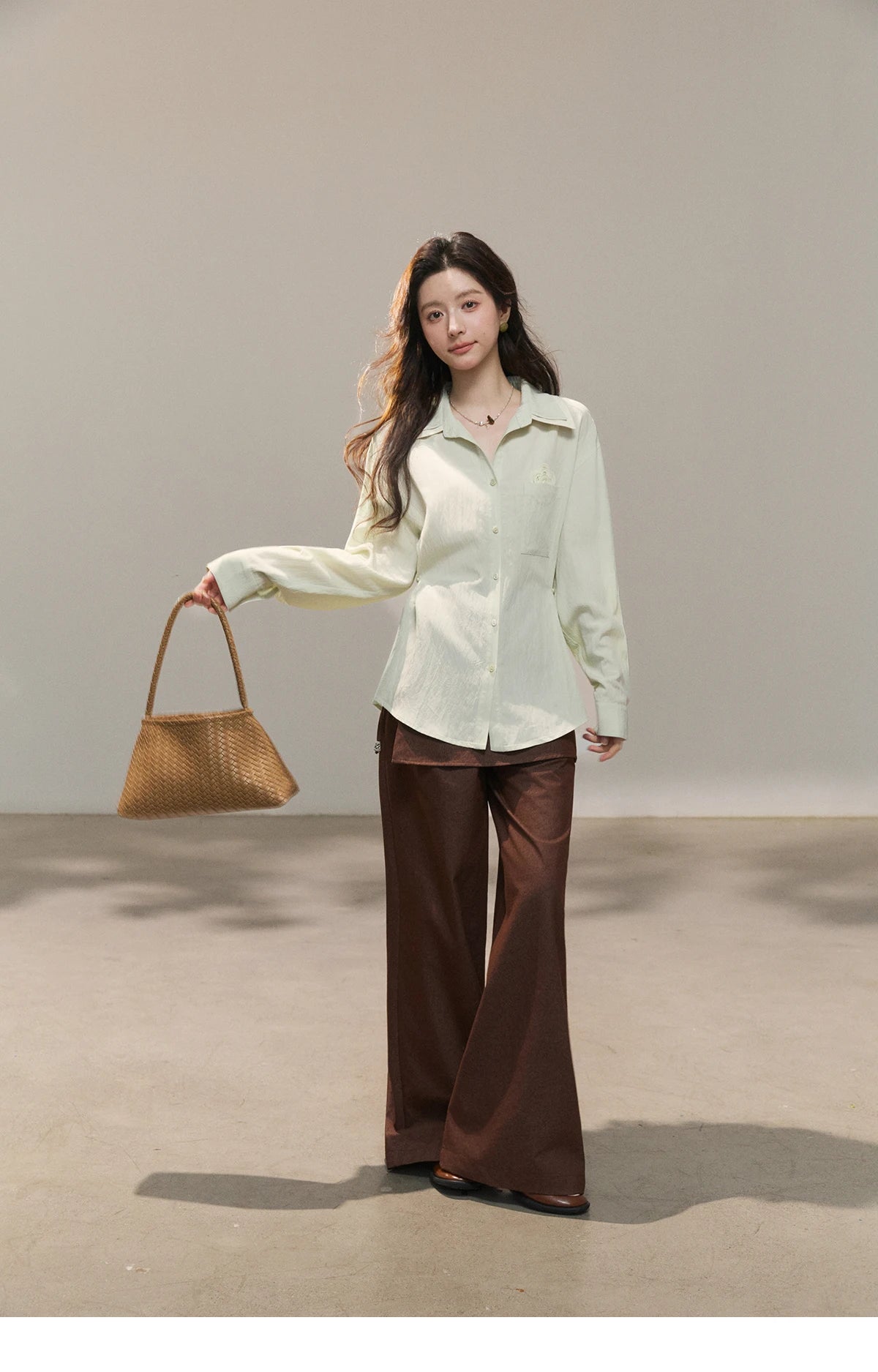 MISHOW Women's Contrast Trim Lapel Collar Shirts 2026 Spring Floral Embroidery Pocket Decor Button Waist Casual Shirt MXF13C2440