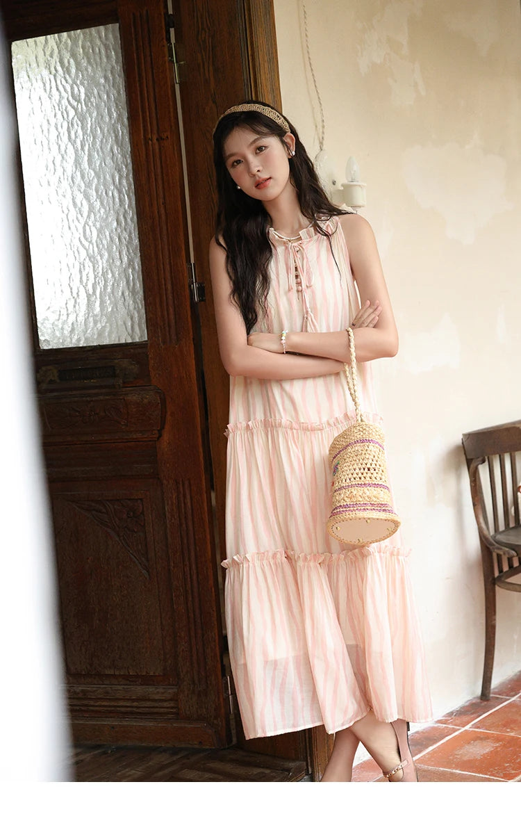 MISHOW Hanging Neck Striped Dress for Women 2024 Summer French Tea Break Camisole Dress Sweet Vacation Long Dresses MXD30L1951