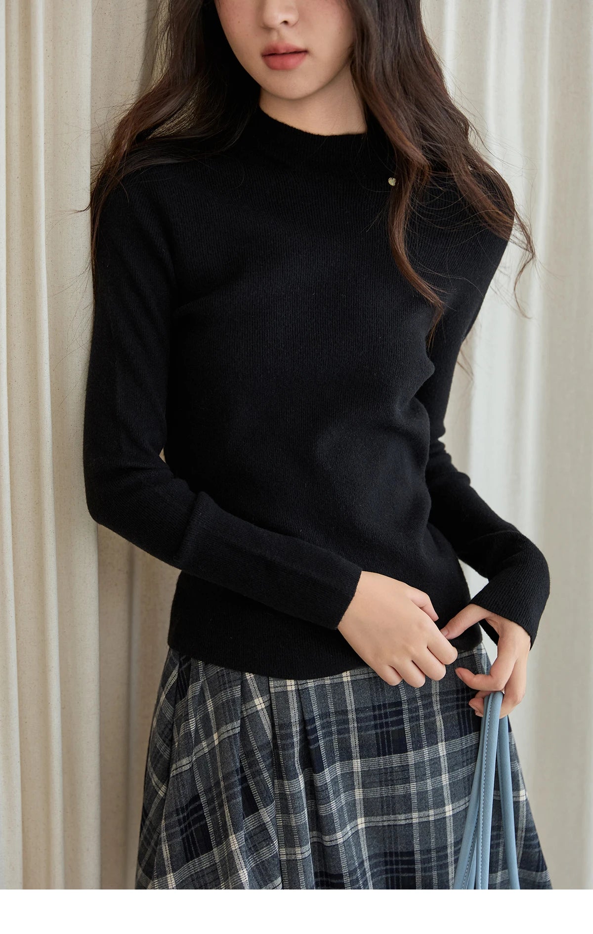 MISHOW Woman Long-sleeved Tops 2025 Autumn Winter Minimalist Mock Neck Knited Top Commute Casual Slim Pullover Woman MXE48Z2583
