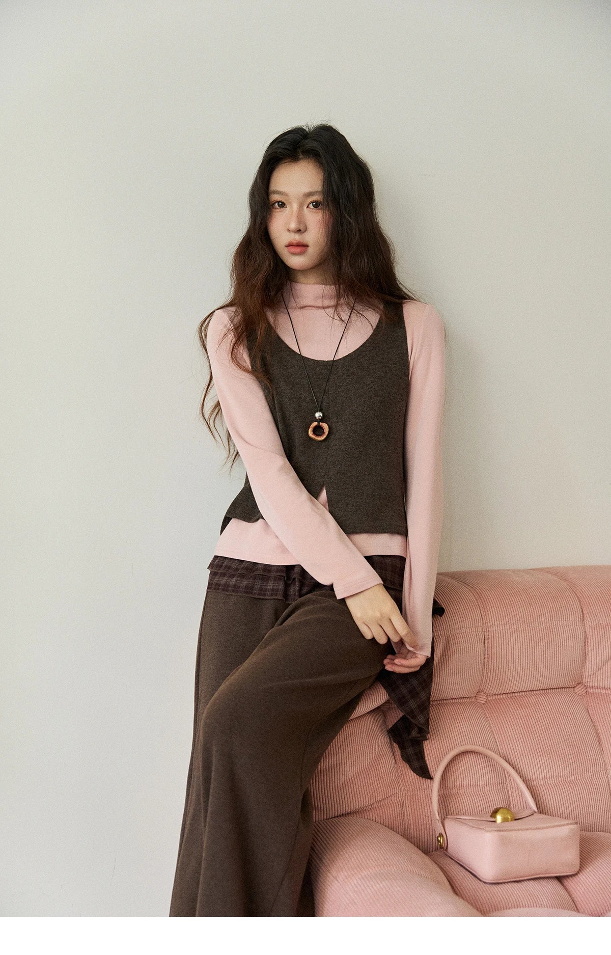 MISHOW Two-piece Suit for Women 2025 Winter Retro Turtleneck Knit Long-sleeved Tops Square Collar Vest Woman Set MXE88T1440