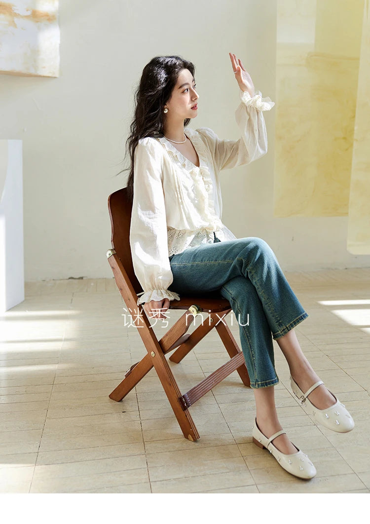 MISHOW Spring New French Shirts for Woman 2025 Long Sleeve V-neck Solid Loose Blouses Women Fashion Versatile Tops MXE14X1732