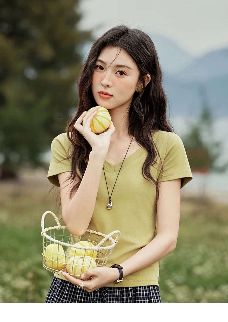 MISHOW Cotton Casual T-shirts Women New 2025 Short Sleeve V-neck Solid Versatile Shirt Female Fashion Basic Tops Lady MXE33T0519