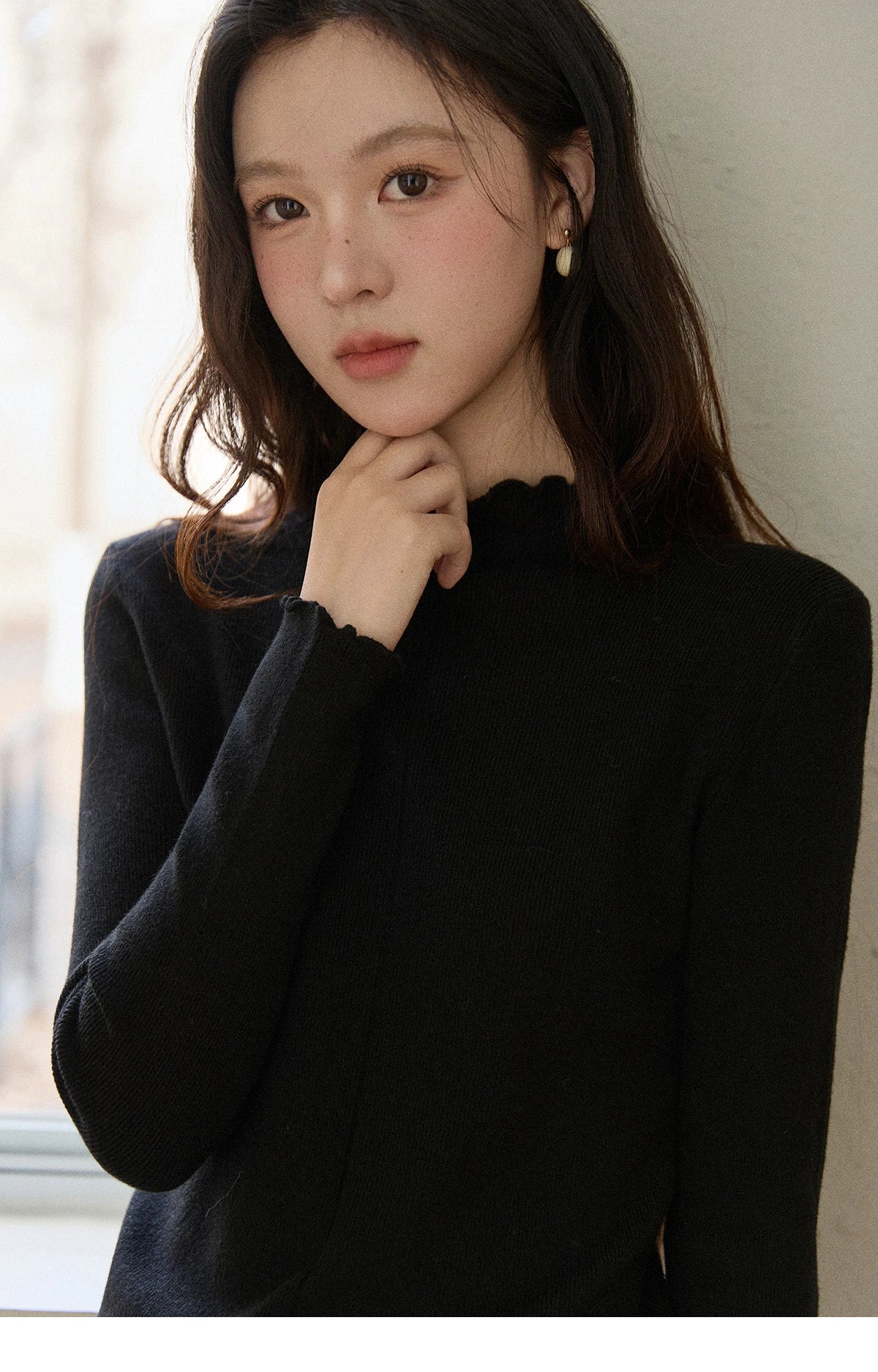 MISHOW Women's Knitted Long-Sleeved Top 2025 Winter Solid Slim Fit Ruffled Turtleneck Sweater Warm Soft Commuting Top MXE91Z2826