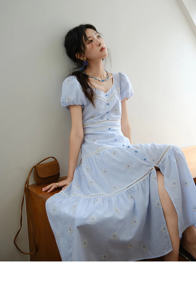 Mishow French Sweet Flower Embroidery Puff Sleeve Dress MXE35L2271