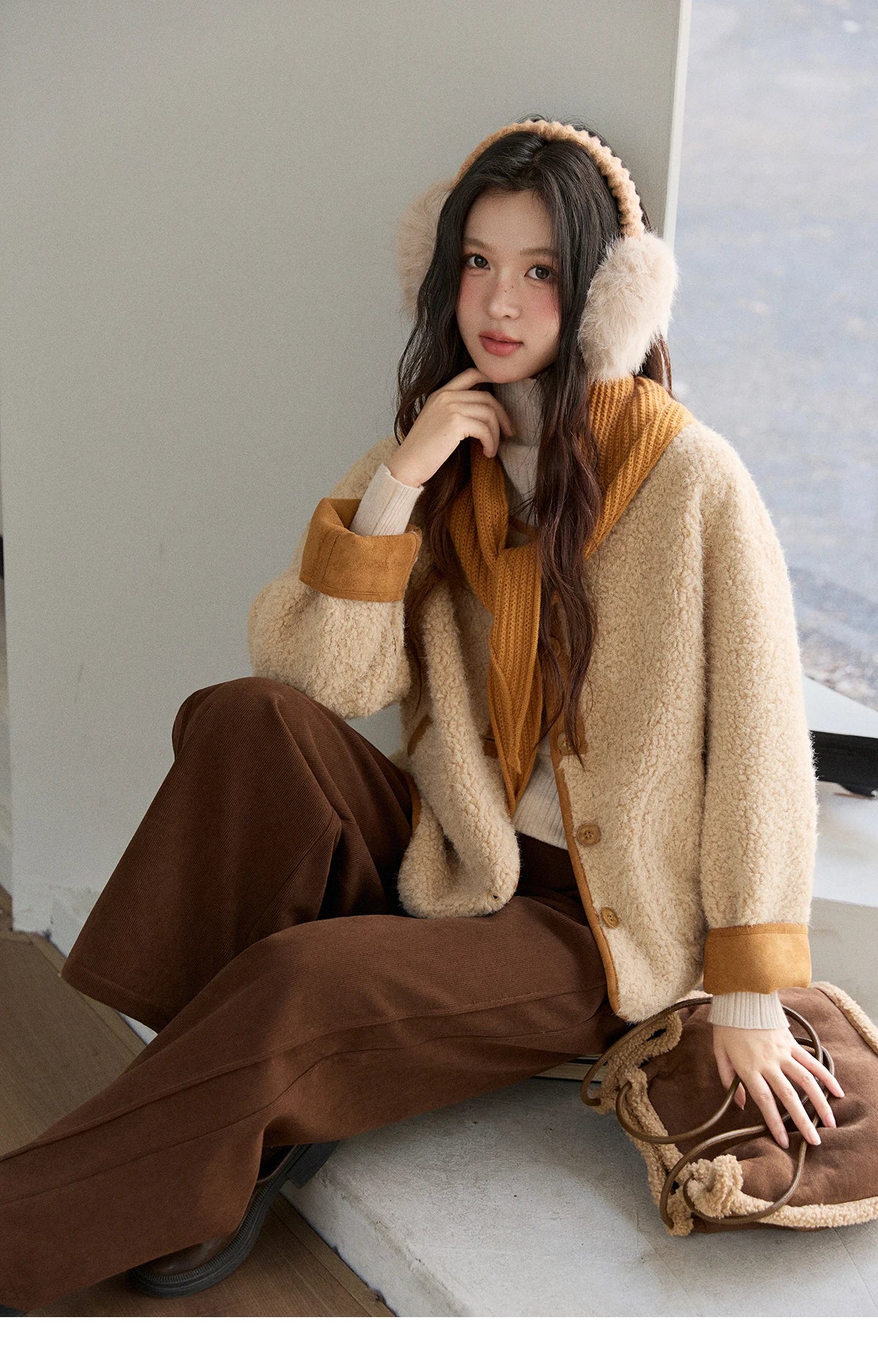 MISHOW Lamb Wool Jacket with Color Blocking Knitted Shawl for Women Winter 2025 Warm Thickened Fur One-piece Coats MXE91W0969