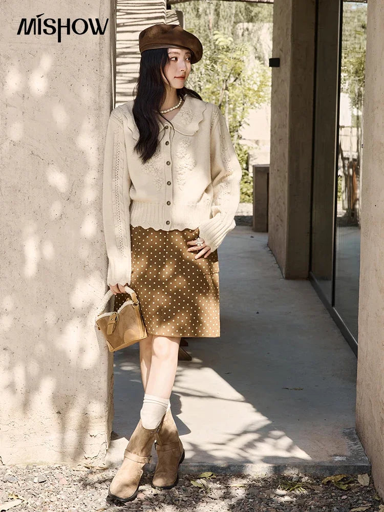 MISHOW Embroidered Sweater Women’s French Retro Doll Collar 2024 Fall Winter New Casual Long-sleeved Knit Sweater Top MXD35Z0895