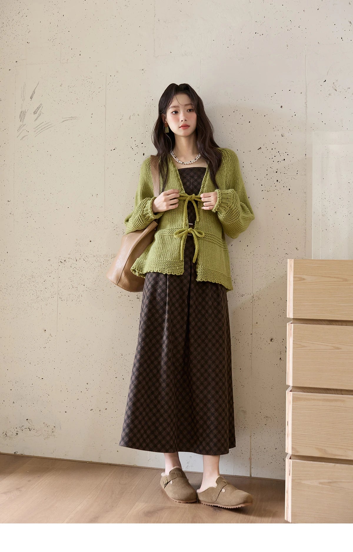 MISHOW Women's Avocado Green Knitted Cardigan 2025 Winter Lantern Sleeve Sweater Female V-neck Lace-up Loose Cardigan MXE51Z2694