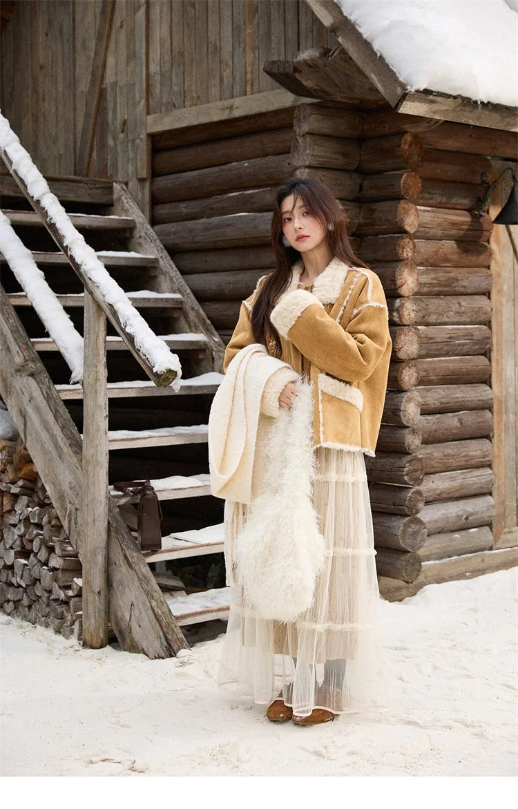 MISHOW Woman Elegant Jacktes 2025 Winter Floral Embroidered Fur Sheath Coat Retro Commute Plush Lapel Warm Short Coat MXE87W0918