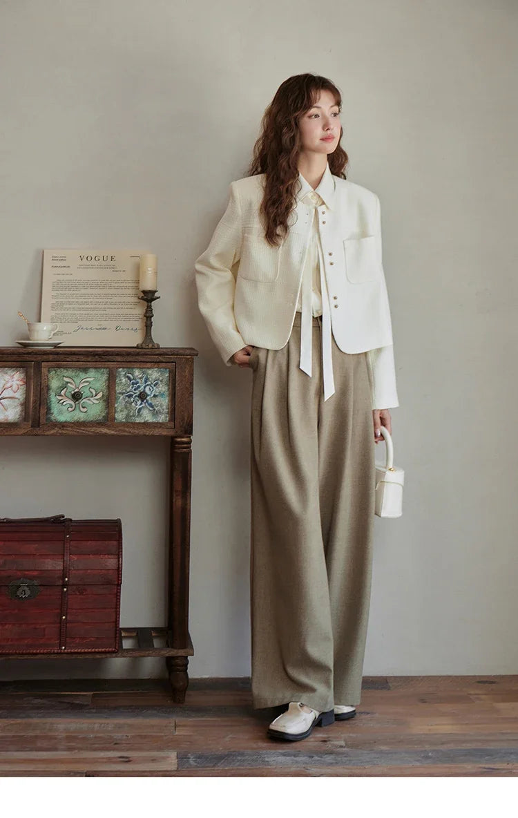 MISHOW Retro Round Neck Coats for Women Spring Autumn Pockets Loose Gold Button Single Breasted Solid Short Jackets MXC44W0072