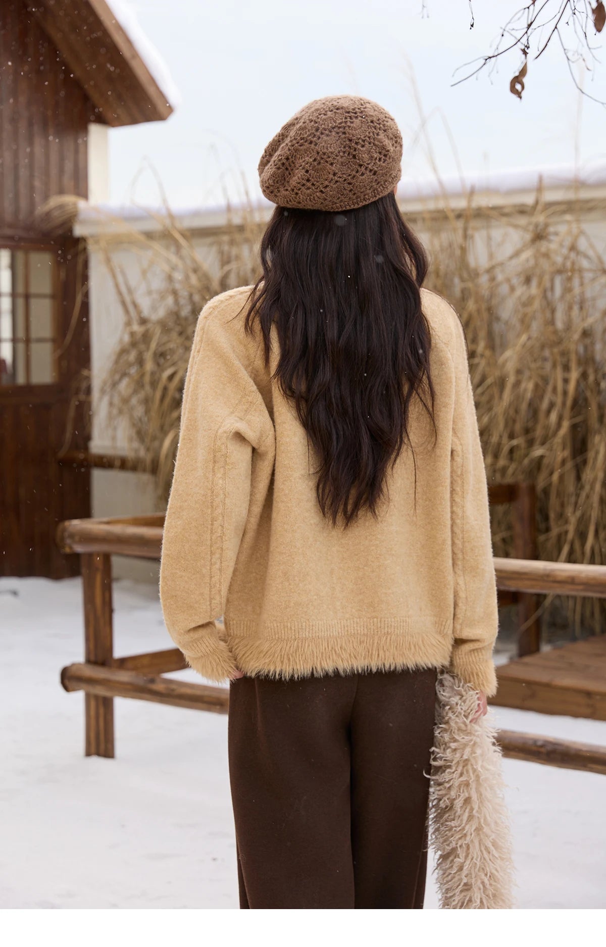 MISHOW Yellow Knitted Sweater for Women 2025 Winter New Long Sleeves Cable Plush Hem Stitching Casual Sweater Luxury MXE88Z2674