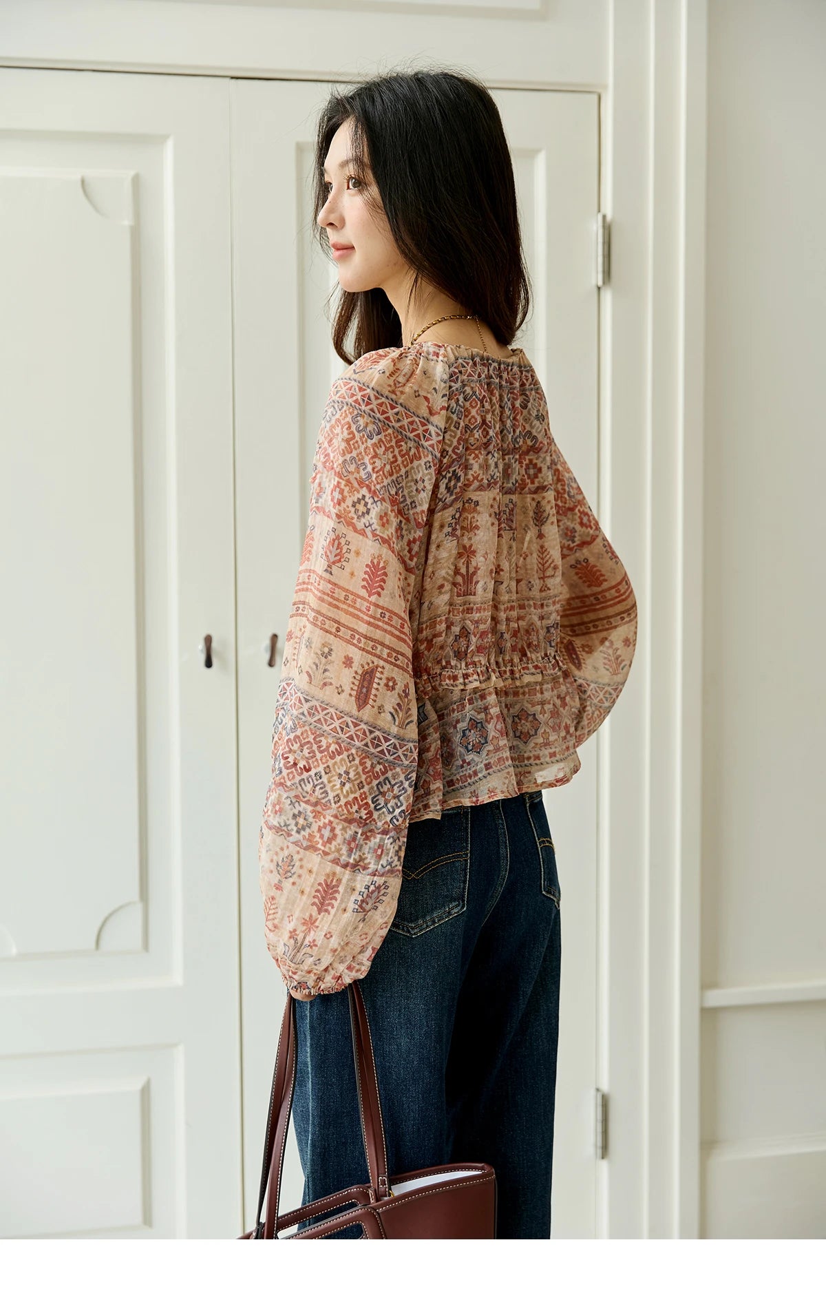 MISHOW Blouse Women 2025 National Style Printed Waist Round Neck Long-sleeved Top Commute Comfortable Autumn Blouse MXE47X2508