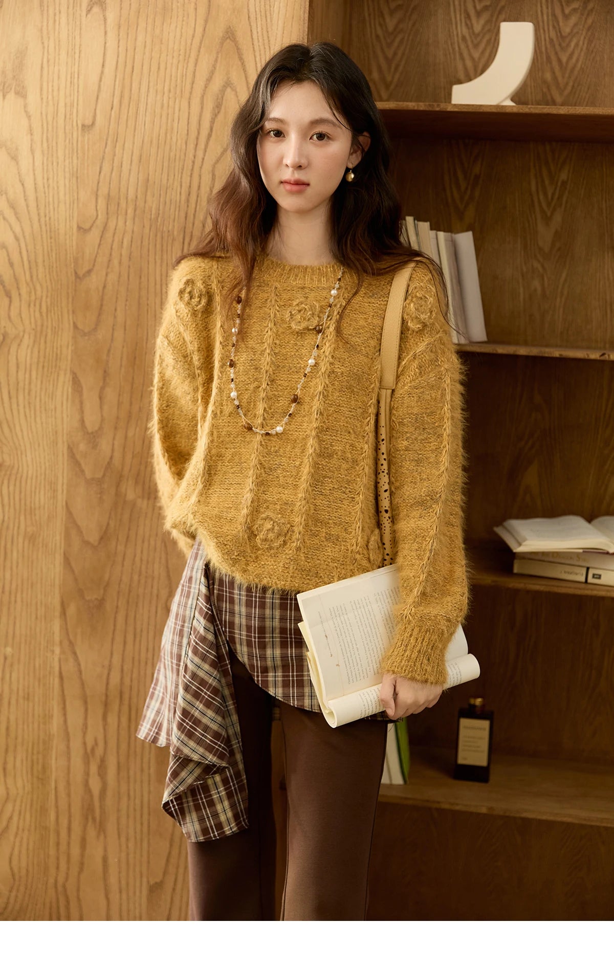 MISHOW Pretty Women's Sweaters 2025 Autumn Retro Yellow 3D Rose Embroidery Loose Casual Tops Long-sleeved Pullover MXE47Z2563