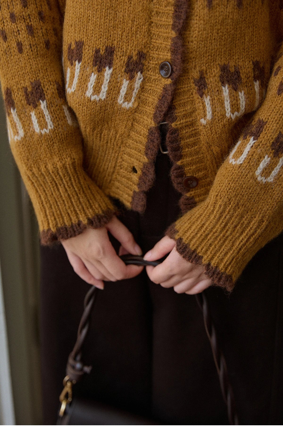 MISHOW Winter 2025 Turtleneck Knit Pullover for Women Thick Warm Fuzzy Cardigan Coat Outerwear Chic Streetwear MXE87Z2699