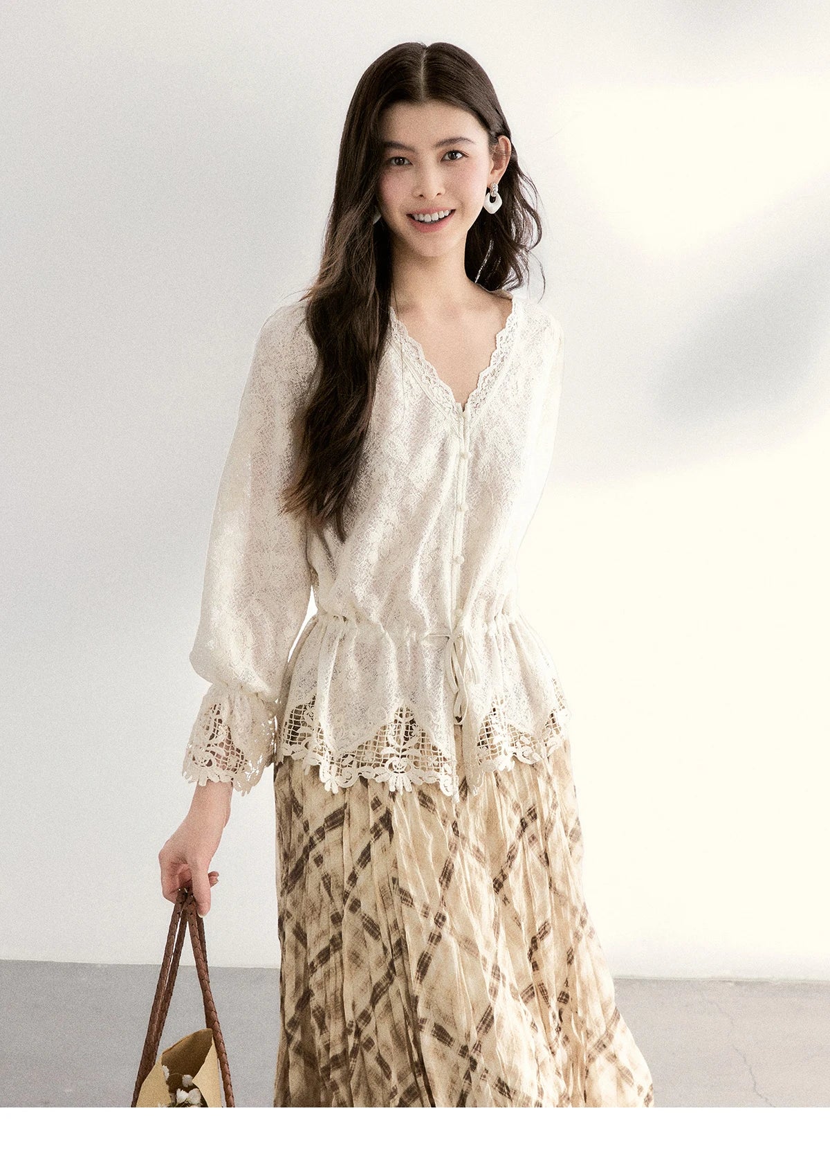 MISHOW Women's Beige Plaid Maxi Skirt 2026 Spring High Waist Flowy A-Line Skirts Elastic Waist Casual Chiffon Skirt MXF108B0769