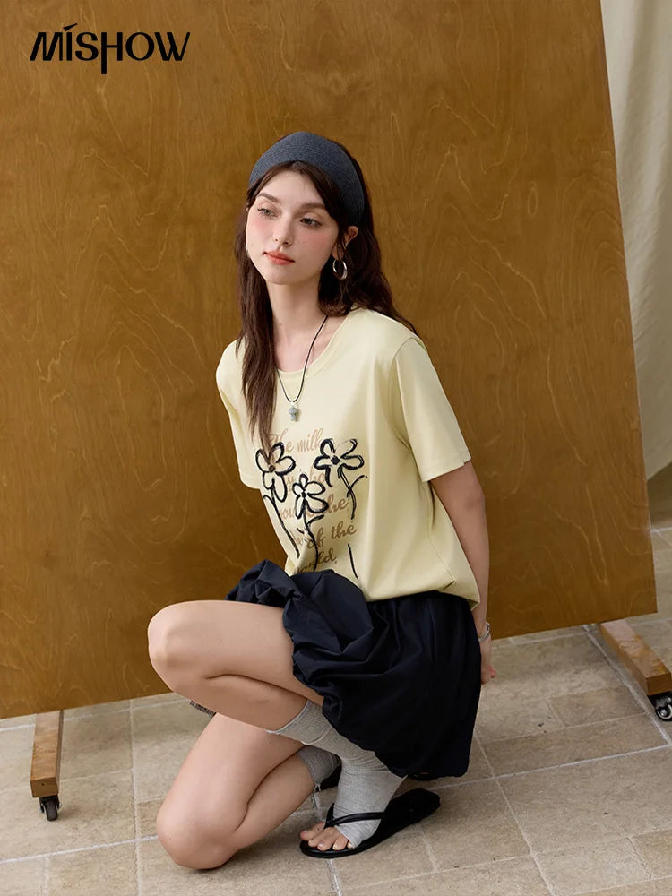 MISHOW Casual Print T-shirts Women Summer 2025 Short Sleeve Round Neck Embroidered Flower Shirt Female Loose Slimming MXE33T0498