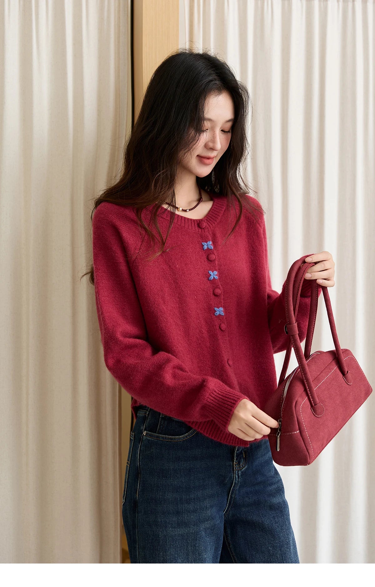MISHOW Red Knitted Cardigan for Women 2025 Autumn Round Neck Single Breasted Buckle Embroidered Casual Cardigans Lady MXE47Z2621
