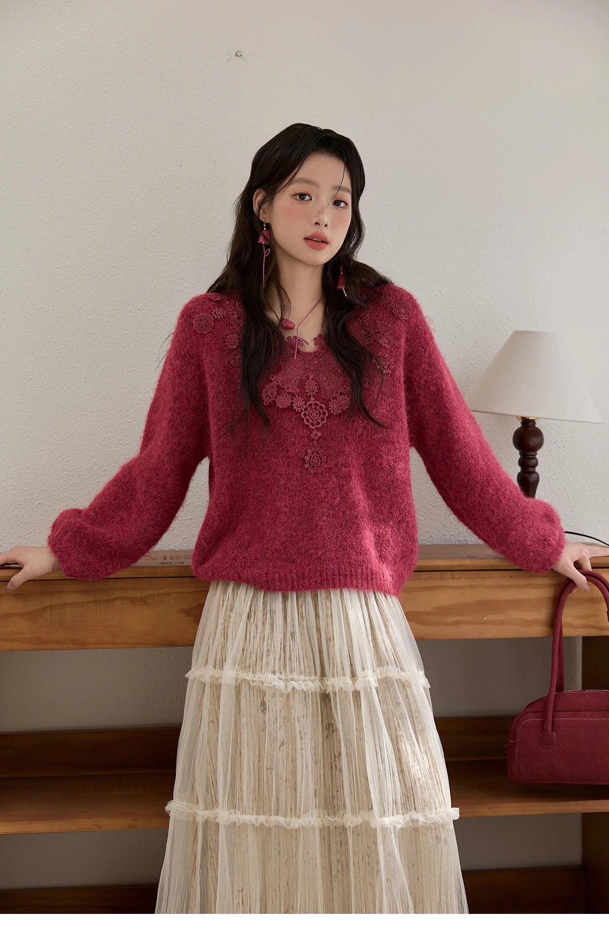 MISHOW Pink Lace Wool Sweater for Woman 2025 Winter Sweet Style V-neck Pullover Casual Loose Lantern Sleeve Sweater MXE51Z2632