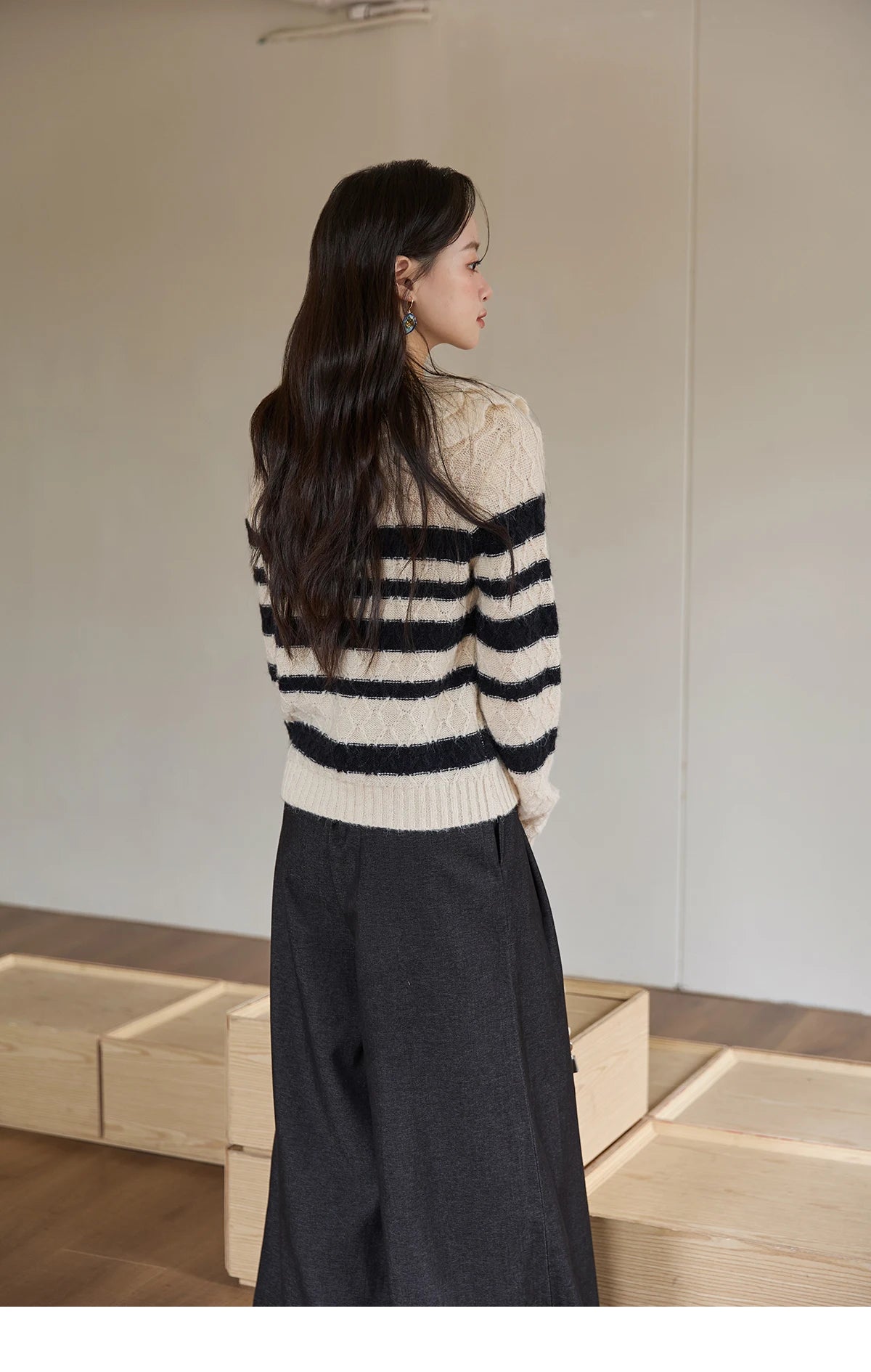 MISHOW Striped Sweater for Women 2025 Autumn New Asymmetrical Ruffled Diamond Shape Knitted Retro Women's Cardigan MXE51Z2633