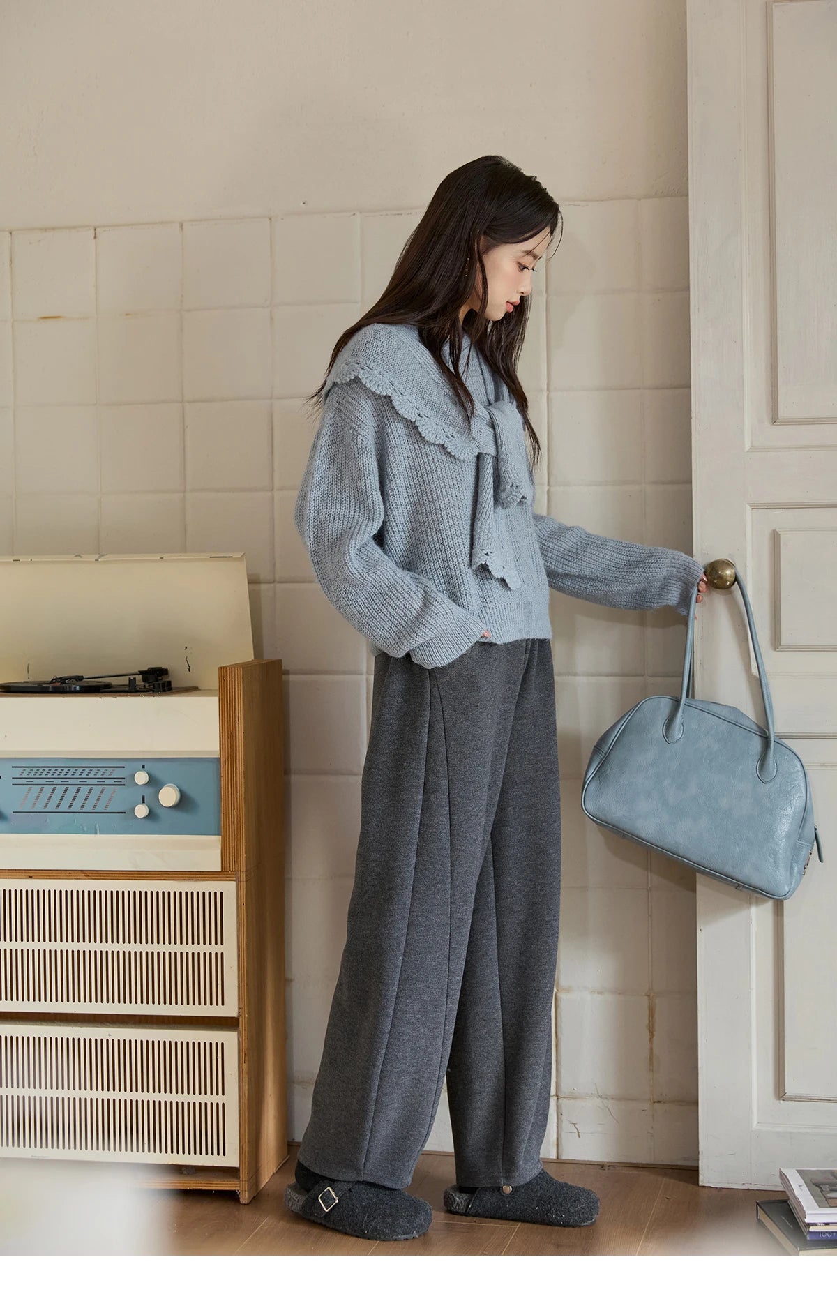 MISHOW Casual Pants for Women 2025 New Fashion Solid Loose Wide-leg Pants Commute Comfortable Women's Winter Pants MXE51K1093