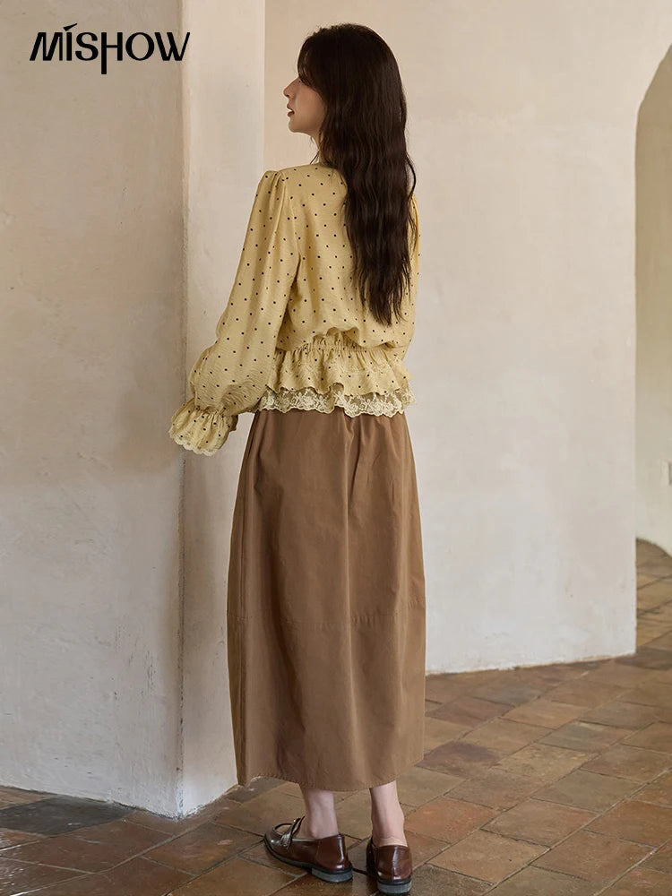 MISHOW Autumn Yellow Polka Dot Linen Blouse 2025 Autumn Lace V-neck Commuter Top Flare Sleeve Elastic Waist Shirts MXE42X1975