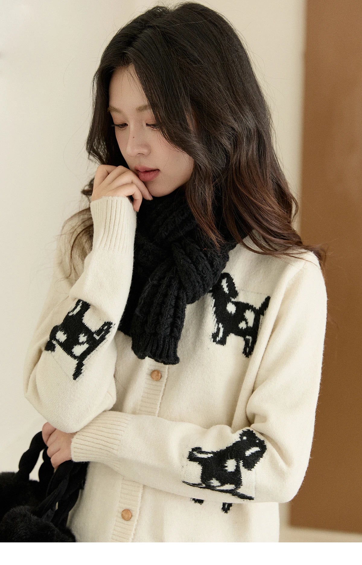 MISHOW Women's Puppy Jacquard Knit Cardigan 2025 Winter Single-breasted Crew Neck Top Warm Loose Sweaters Office Lady MXE93Z2950