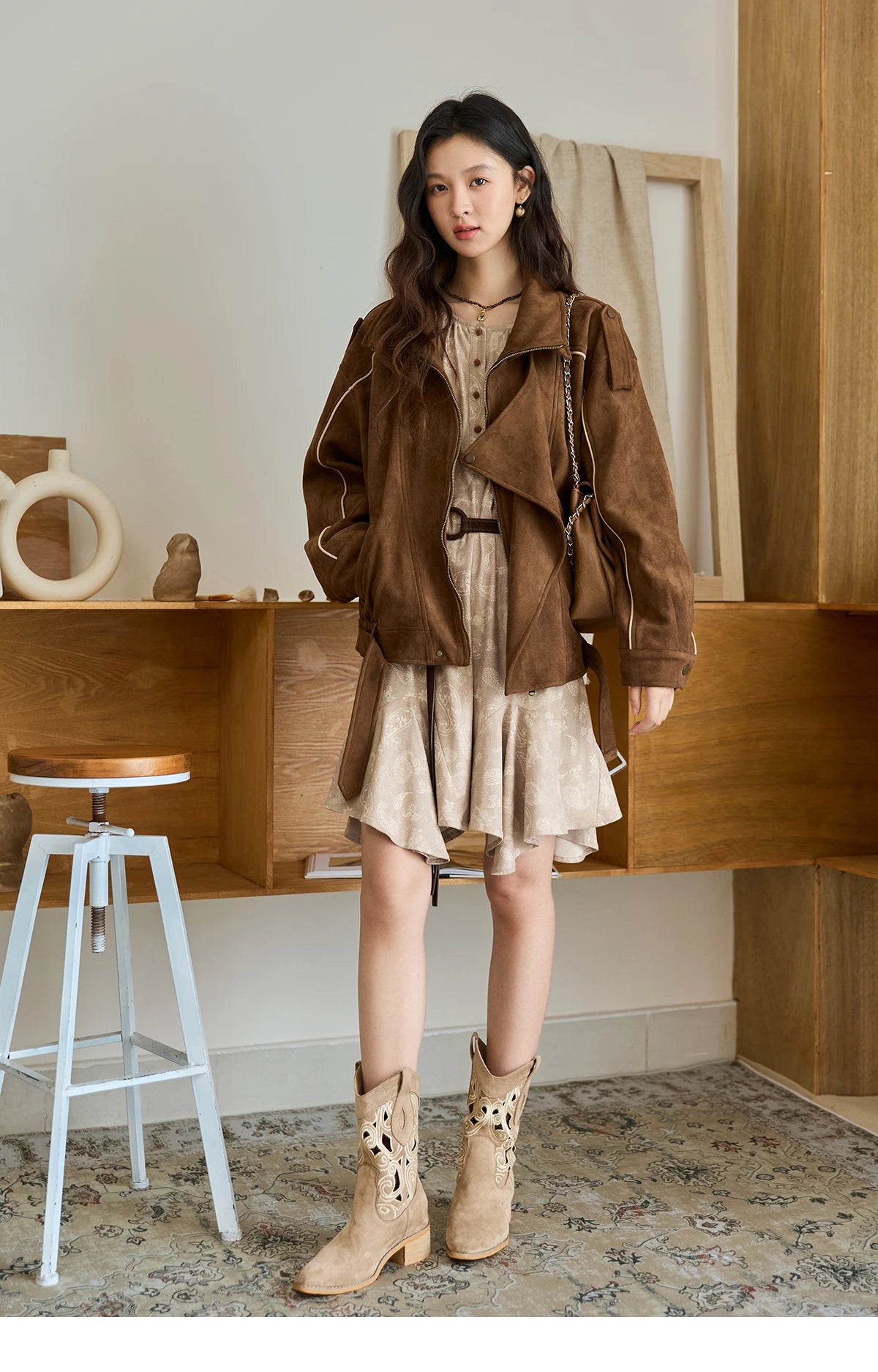 MISHOW Woman Retro Jacket 2025 New Split Turn Down Collar Brown Suede Short Loose Coat Commute Autumn Women Clothing MXE48W0850