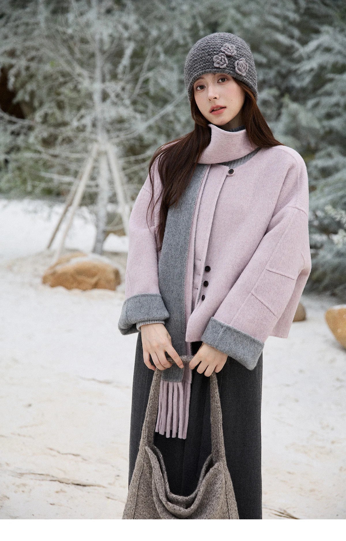 MISHOW Women's Tweed Wool Double-Faced Short Coat with Scarf 2025 Winter Loose Warm Outerwear O-neck Coat Office Lady MXE86W0977