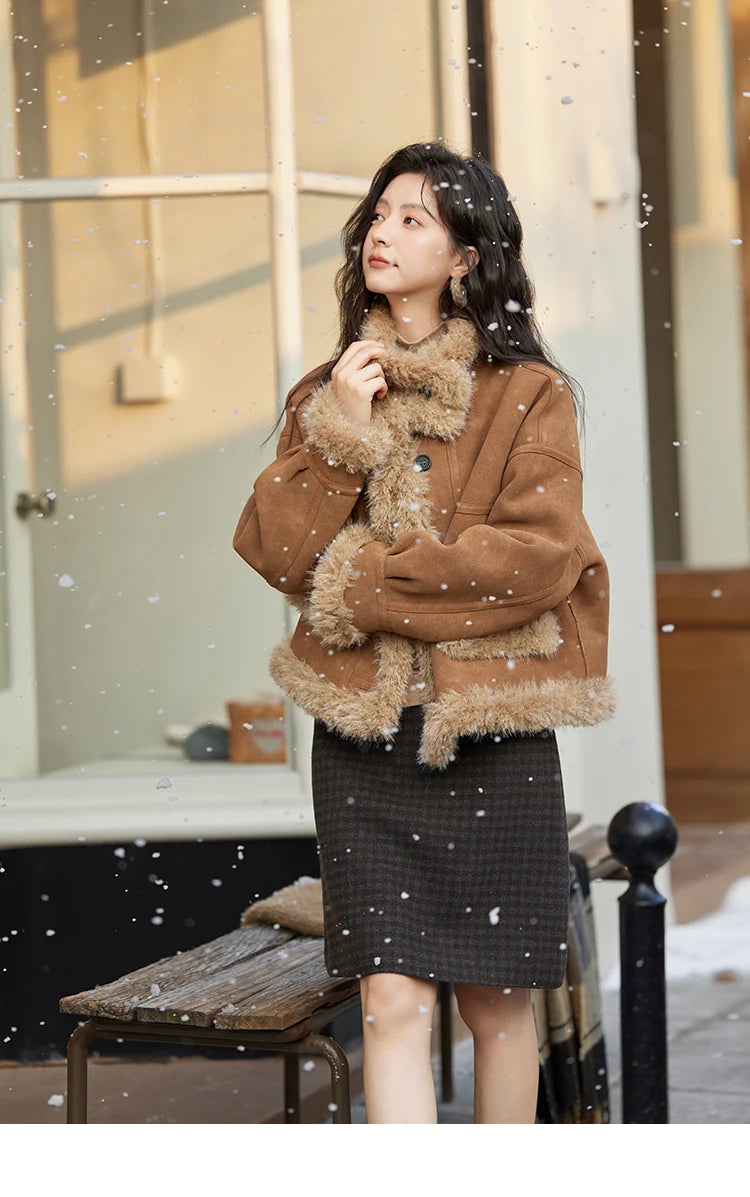MISHOW American Vintage Faux Fur Jacket Women 2024 Winter Warm Thickened Turn Down Collar Fur One Reversible Jacket MXD55W0648