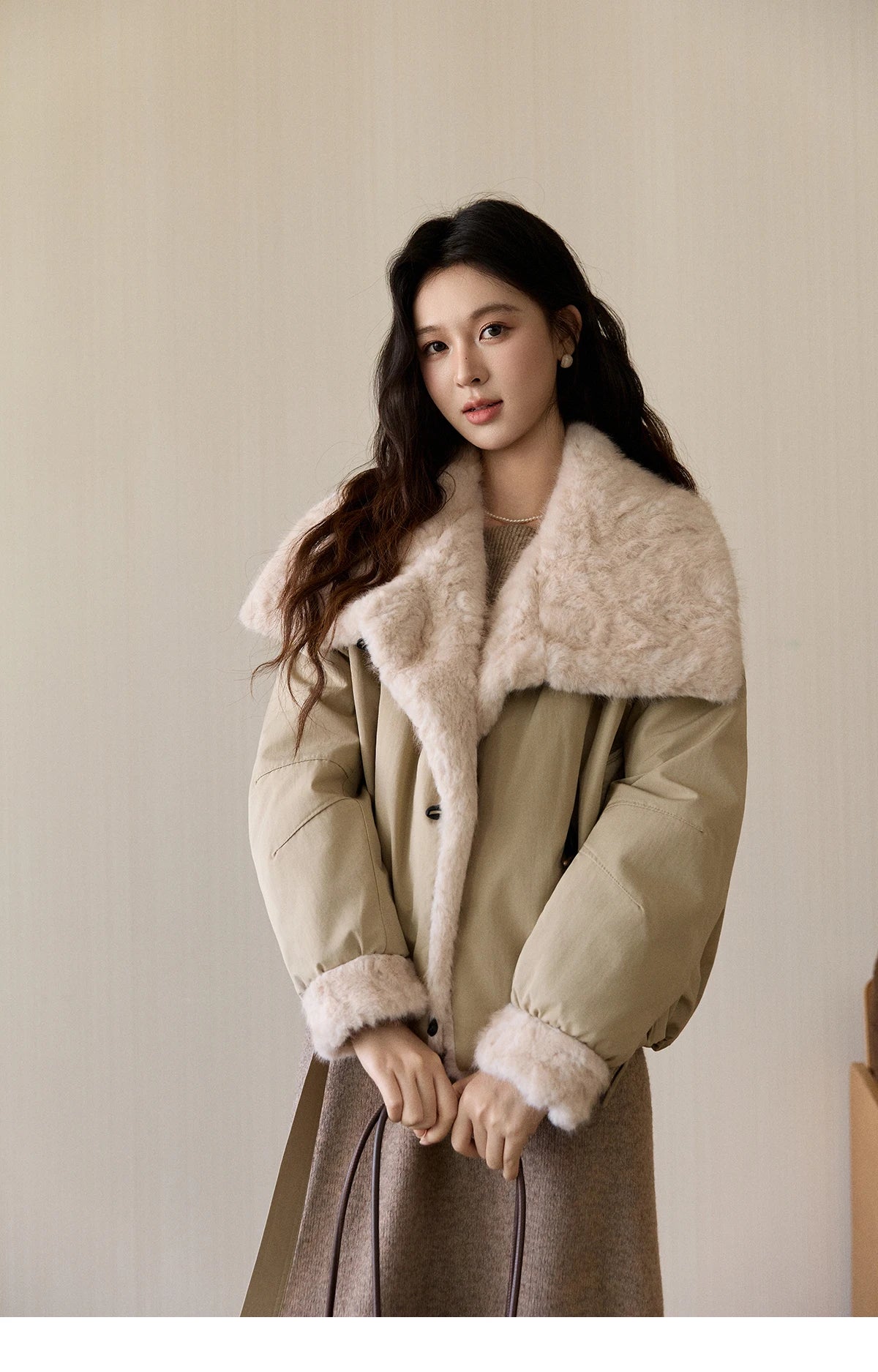 MISHOW Women's Parka Down Jacket Winter Large Lapel Fur Collar Horn Button Coat Thick Warm Loose Padded Outerwear MXE94W1046