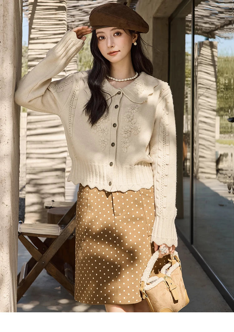 MISHOW Embroidered Sweater Women’s French Retro Doll Collar 2024 Fall Winter New Casual Long-sleeved Knit Sweater Top MXD35Z0895