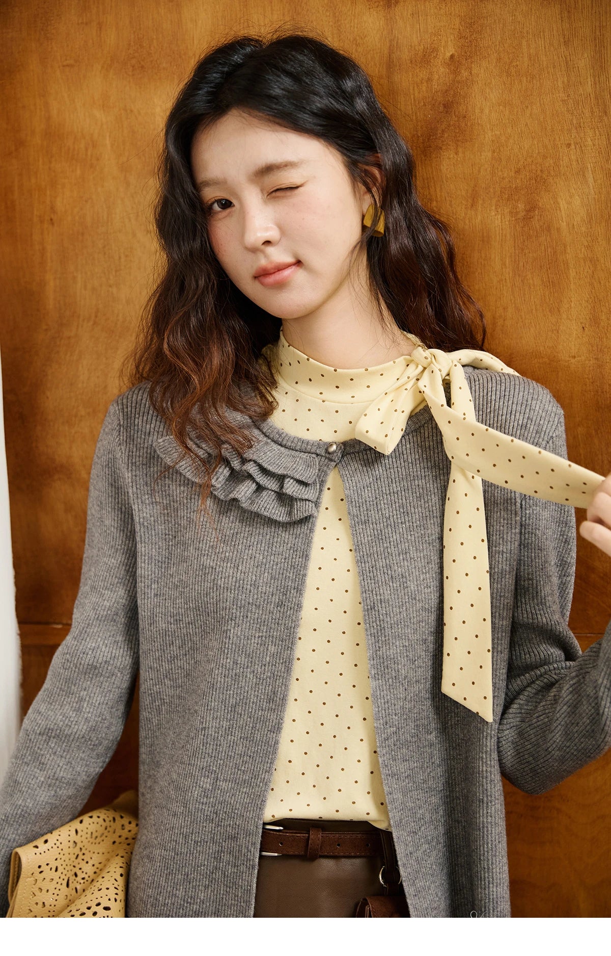 MISHOW Gray Knitted Cardigan Women 2025 Autumn Winter New Ruffled Collar Floral Yarn Striped Loose Lazy Casual Tops MXE45Z1378