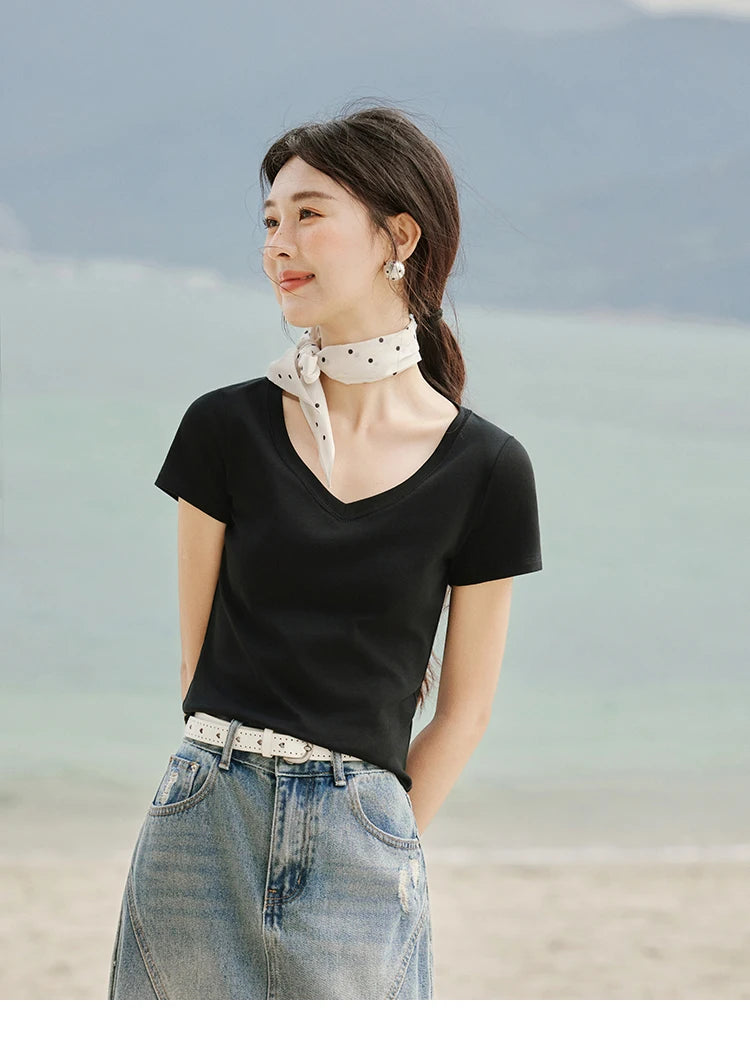 MISHOW Cotton Casual T-shirts Women New 2025 Short Sleeve V-neck Solid Versatile Shirt Female Fashion Basic Tops Lady MXE33T0519