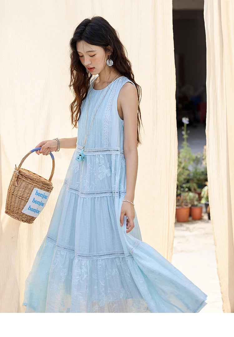 MISHOW Summer Embroidery Dress for Woman 2025 New O-Neck Sleeveless High Waist Hollow Out Lace Splicing Long Dress MXE35L2229