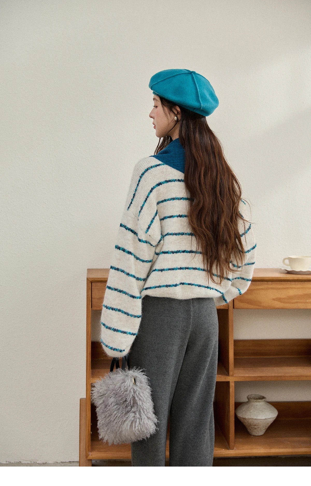 MISHOW Women's Blue Striped Sweater 2025 New Alpaca Wool Shawl Scarf Set Retro Loose Casual Knit Top Winter Clothes MXE90Z2821