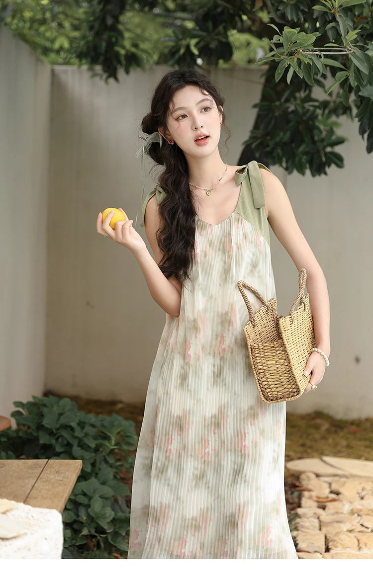 MISHOW French Lazy Suspender Floral Chiffon Dress 2024 Summer Fairy Seaside Vacation Dress V Neck A-LINE Dresses MXD28L1862