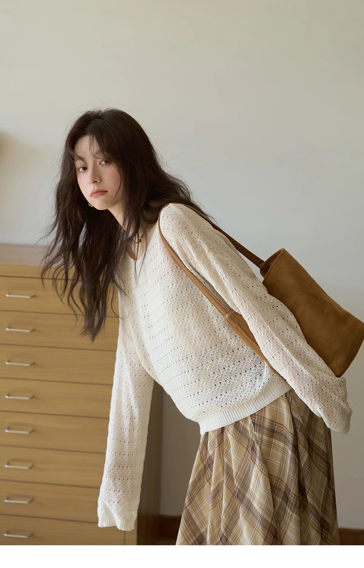 MISHOW Coffee Plaid Skirt 2025 Autumn Asymmetrical Hem Skirts Female Retro Side Zipper Commuting A-line Midi Skirt MXE42B2377