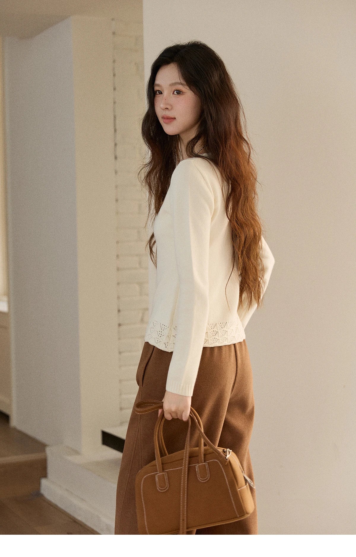MISHOW Woman Beige Knit Top 2025 Winter Contrast Color French Style Hem Hollow Crochet Sweater Slim Long Sleeves Top MXE89Z2634