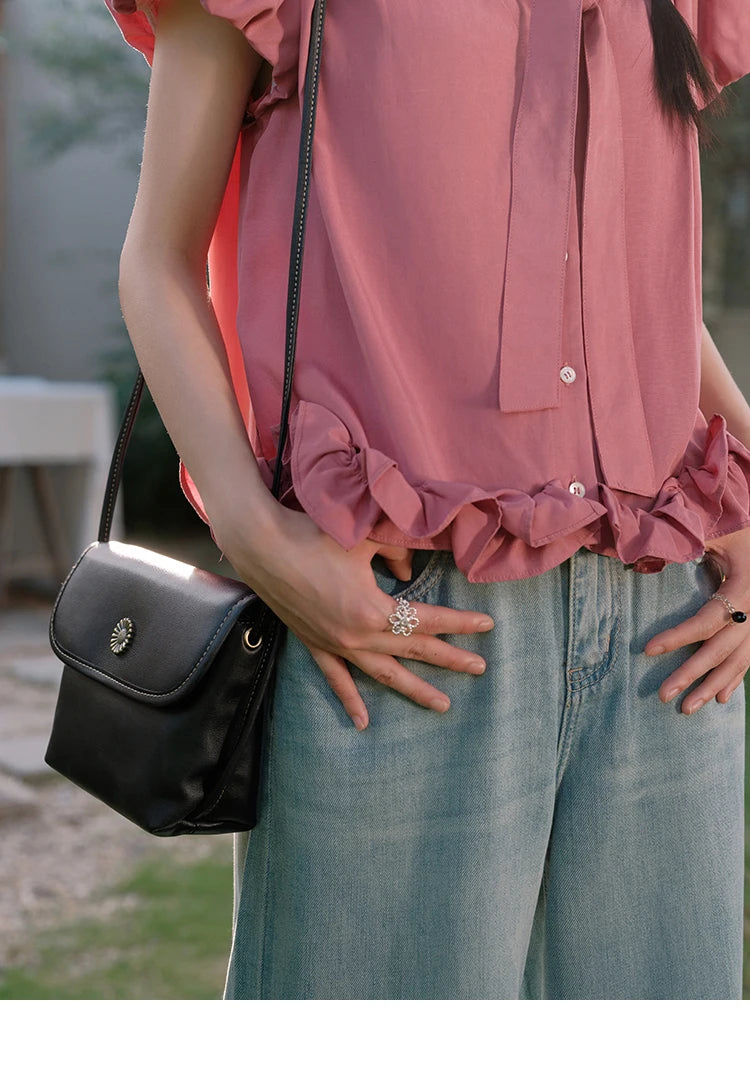 MISHOW Women's Summer V-neck Blouse 2025 New Fashion Puff Sleeve Lace Up Button Sweet Top Casual Female Clothing MXE38X1914