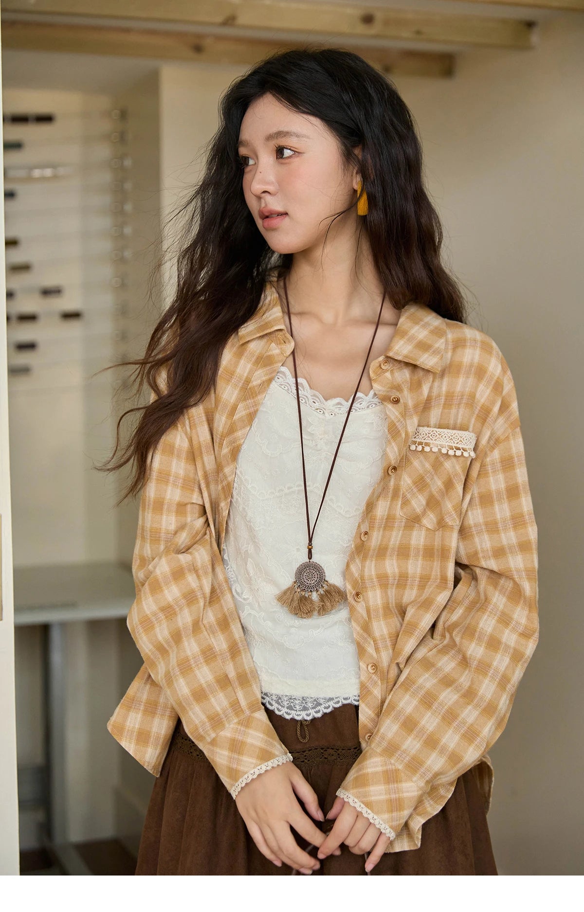 MISHOW Women's Retro Plaid Long Sleeved Shirt 2025 Autumn Korean Loose Casual Plaid Top with Lace Pocket Lapel Shirts MXE43C2378