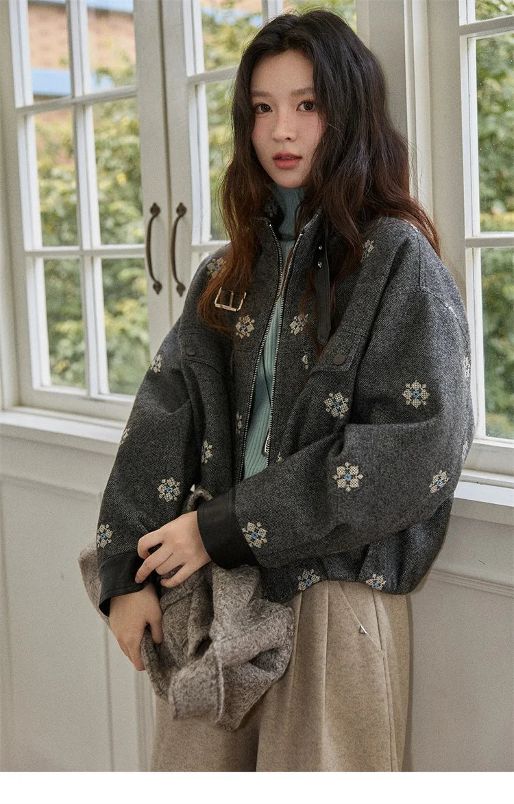 MISHOW Women's Wool Blend Jacket 2025 Winter Retro Small Flower Embroidery Decorated Coat Turtleneck Zipper Jacket MXE86W0906