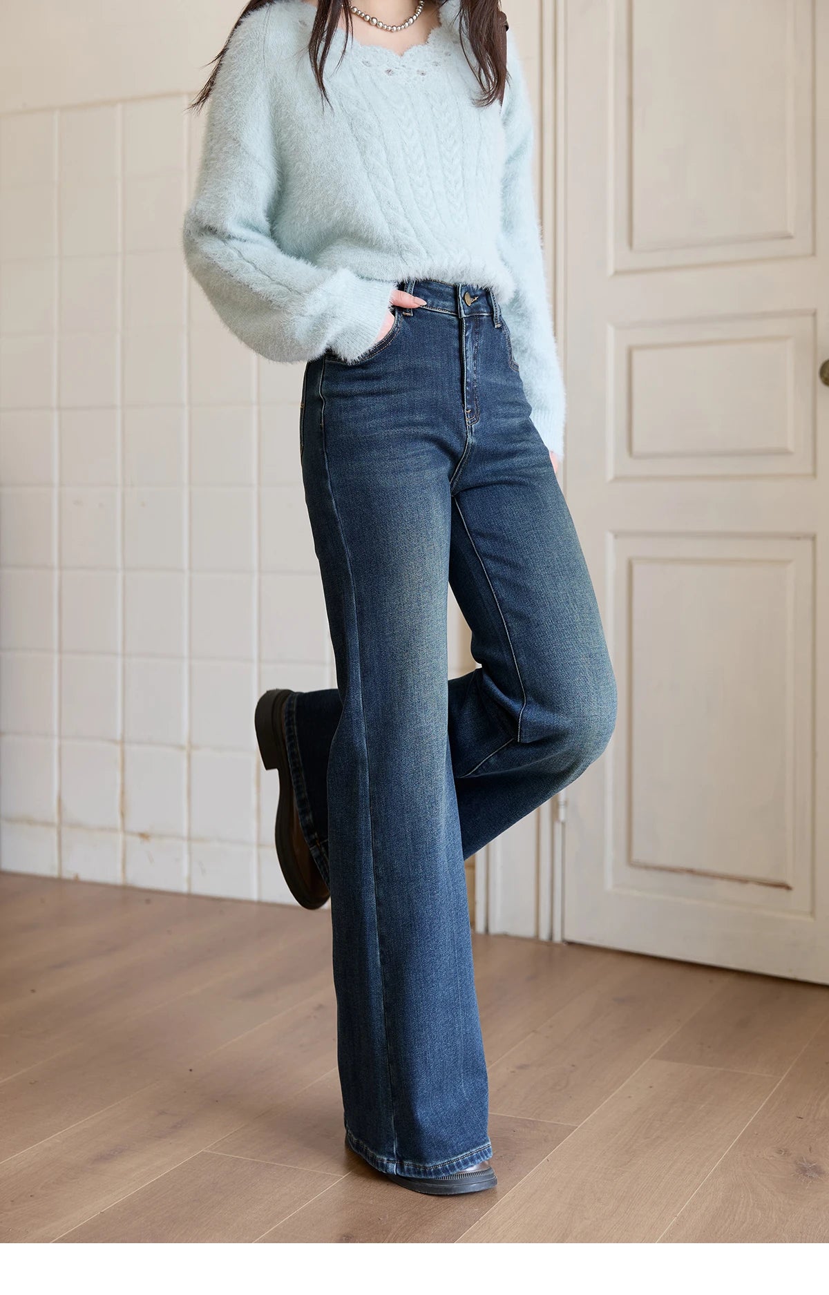 MISHOW Women's Jeans 2025 Autumn Winter Denim Blue Flared High Waist Slim Jeans New Retro Commute Wide Leg Trousers MXE51K1092