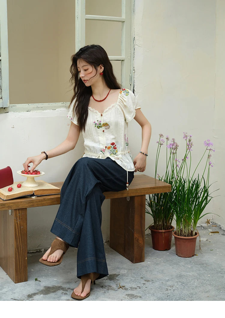 MISHOW Women's Fashion Flower Embroidery Blouse Summer 2025 Square Neck Lace Drawstring Short Top Ladies Clothing MXE37X1895