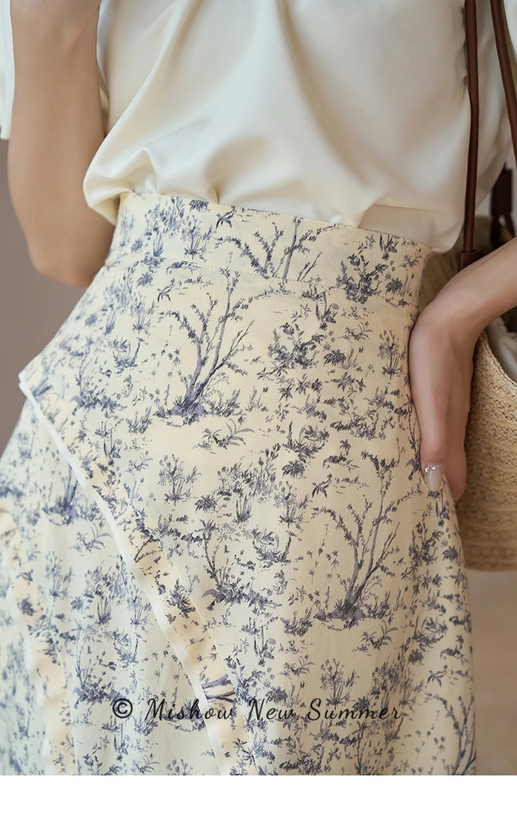 MISHOW Retro Floral Midi Skirt for Women Summer 2023 Side Split High Waist A-line Elegant Elastic Waist Long Skirts MXC37B0044