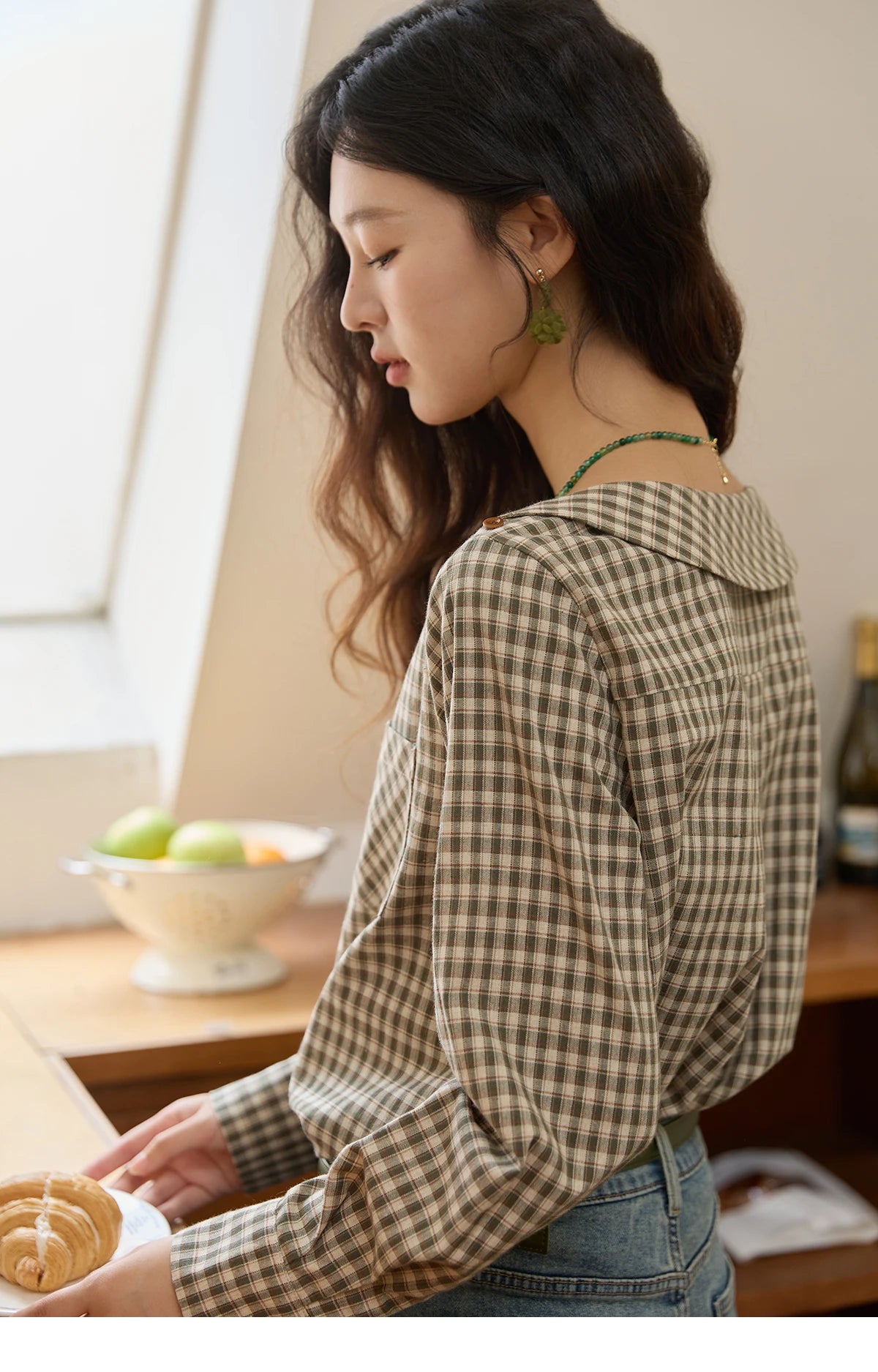 MISHOW Women's Casual Shirts Cotton Autumn Side Slit Pockets Plaid Shirts Commute Elegant Chic Woman Top with Belt MXE44X2469